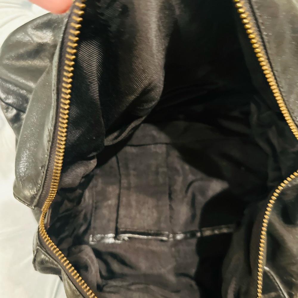 Beautiful Authentic Leather - Picture 5 of 7